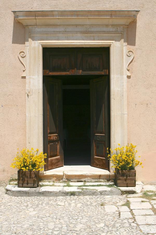 Convento Di San Colombo Hotel Santo Stefano Di Sessanio Exterior photo